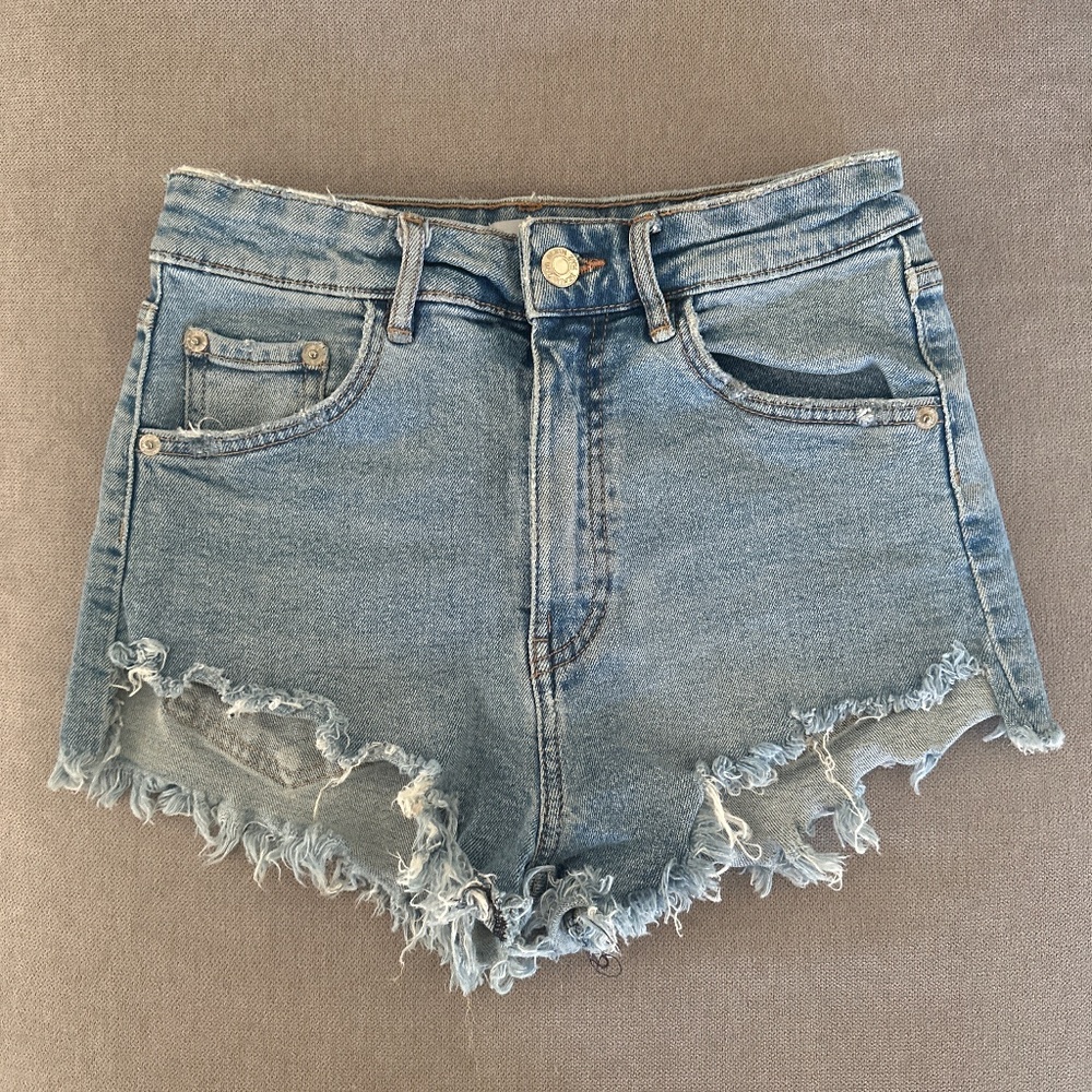 Short denim